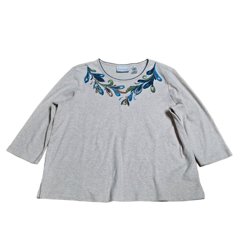 Alfred Dunner Petite Embroidered Crew Neck Blouse Women's Size PM Cream